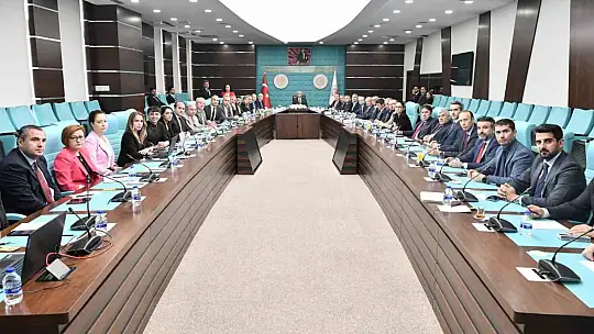 Bakan Bolat: 'Otomotiv sektöründe çok ciddi çürük elmalar var'
