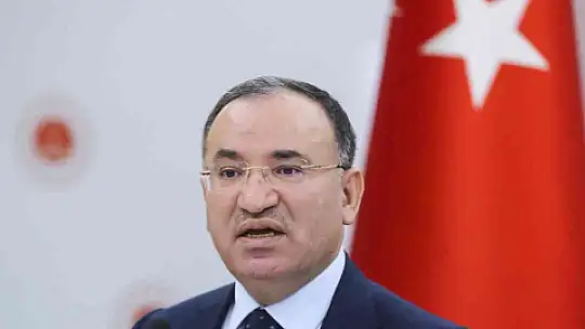 Bakan Bozdağ: 'Uzun süren davaların tamamı tasfiye edecek özel bir düzenleme yapacağız'