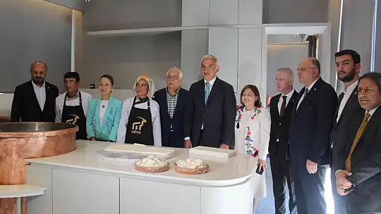 Bakan Ersoy, Gaziantep Peynir Müzesi'nin açılışını yaptı