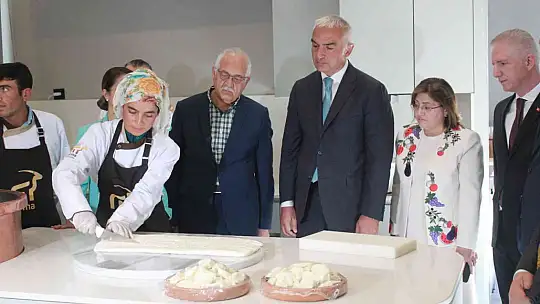 Bakan Ersoy, Gaziantep Peynir Müzesi'nin açılışını yaptı
