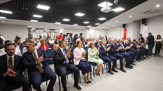 Bakan Ersoy, Münif Paşa 100. Yıl İl Halk Kütüphanesi'nin açılışını yaptı