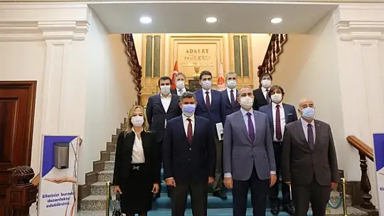 Bakan Gül, TBB Başkanı Feyzioğlu ile görüştü