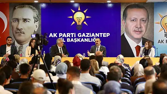 Bakan Kacır, Gaziantep'te AK Partililerle bir araya geldi