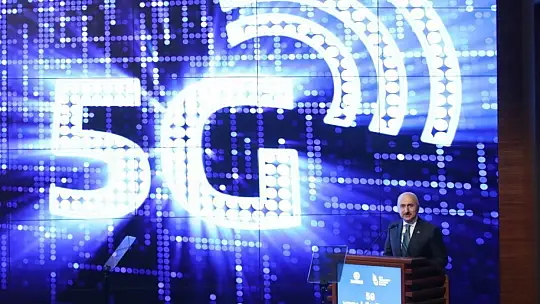 Bakan Karaismailoğlu: '2021 yılında ülkemizdeki toplam telefon trafiği 318 milyar dakika oldu'