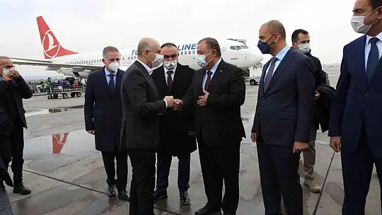 Bakan Karaismailoğlu, Gaziantep Havaalanı yeni terminalini inceledi