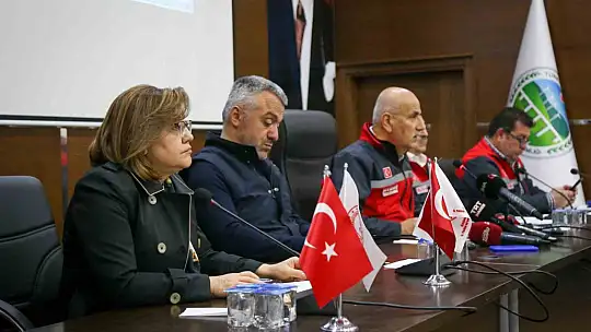 Bakan Kirişci: 'Nurdağı ve İslahiye'nin en büyük şansı:Gaziantep Büyükşehir Belediyesi'