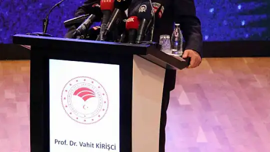 Bakan Kirişci: 'TURCOVAC aşısının kaşifinin bir veteriner hekim olduğunu kaç kişi biliyor'