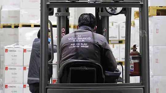Bakan Koca duyurmuştu, yeni seri TURKOVAC aşılarının dağıtımı başladı