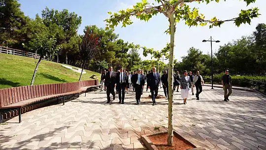 Bakan Muş, Dülük Tabiat Parkı'nı gezdi