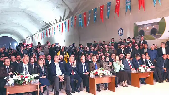 Bakan Şimşek: 'Şahinbey'e yetişmek için çok çalışmamız gerekiyor'