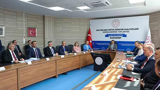 Bakan Tekin: 'Depremde yıkılan 9 bin 935 derslik yerine 19 bin 784 derslik yapmış olacağız'