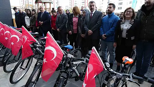 Bakan Tekin: 'MEB 56 bin kurumu olan bir bakanlık'