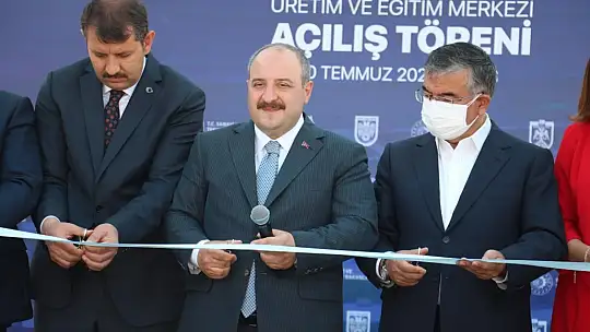 Bakan Varank: 'İlk 6 ayda 105 milyar dolar ihracata ulaştık'