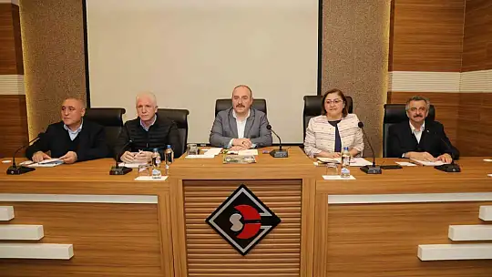 Bakan Varank, 200 dükkan yapımı için bakanlık, büyükşehir ve valilik ortak çalışacak