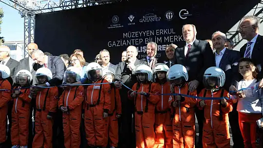 Bakan Varank, Güneydoğu'nun en büyük bilim merkezinin açılışını yaptı