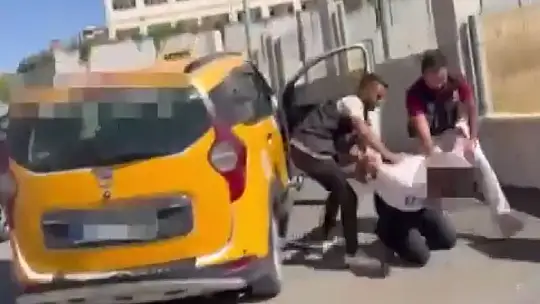 Bal paketlerine zulalanmış 5 kilo metamfetamin ele geçirildi
