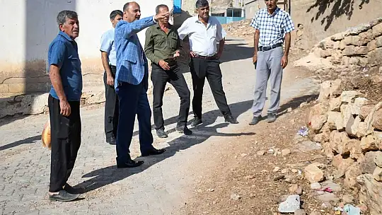 Başkan Doğru kilit parke taşı döşeme çalışmalarını inceledi