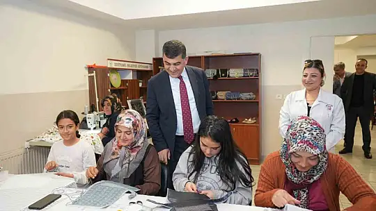 Başkan Fadıloğlu, üreten yetim anneleri ziyaret etti