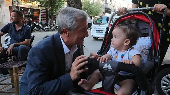 Başkan Tahmazoğlu'nun esnaf gezileri sürüyor