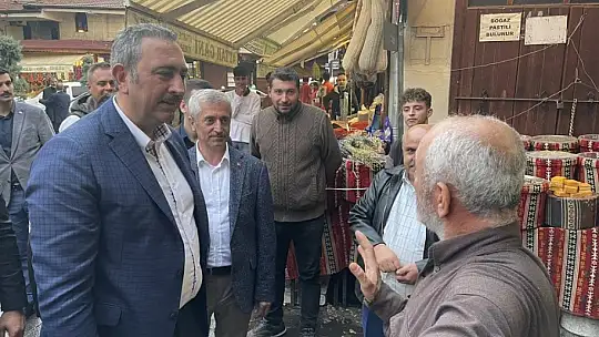 Başkan Tahmazoğlu vatandaşla iç içe