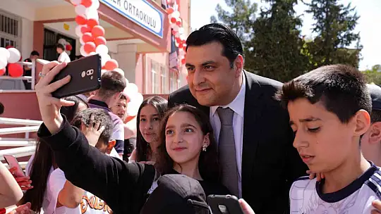 Başkan Umut Yılmaz 23 Nisan'ı çocuklarla kutladı