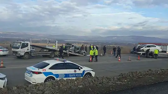 Başkent'te feci kaza: 6 ölü, 3 yaralı
