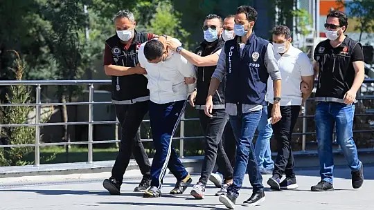 Bataklık Operasyonu şüphelileri adliyeye sevk edildi
