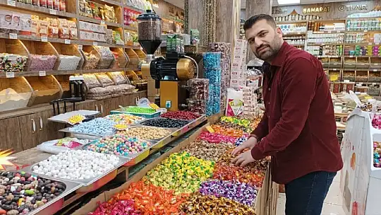 Bayrama günler kala şeker ve çikolata satışlarında yoğunluk arttı