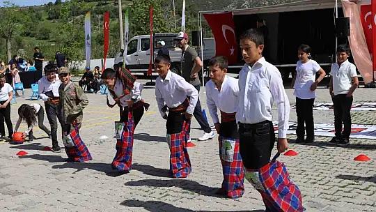 Bayramın coşkusu, Şehitkamil'in en ücra noktasına kadar taşındı