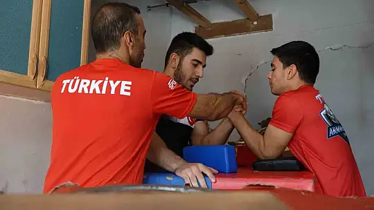 Bina garajından şampiyonluğa uzanan başarı
