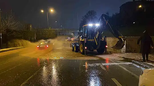 Bir yılda yağan yağmurun dörtte biri bir gecede yağdı
