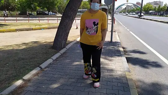 Boşanmak istediği kocası tarafından bıçaklandı