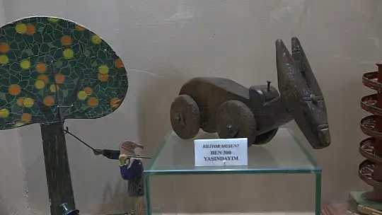 Bu oyuncak 300 yıllık