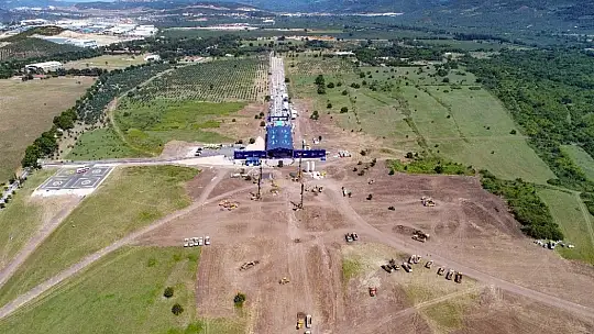 Türkiye'nin otomobili TOGG'un temelinin atılmasına artık saatler kaldı.