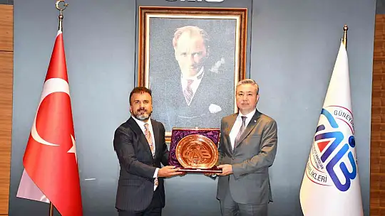 Büyükelçi Sapiyev'den hububatçılara Kazakistan'a yatırım çağrısı