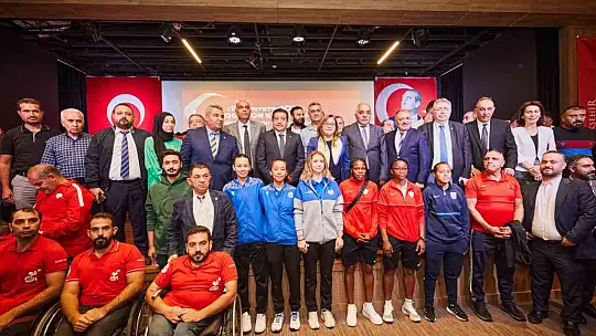 Büyükşehir'den amatör spor kulüplerine 5 milyon TL nakdi destek