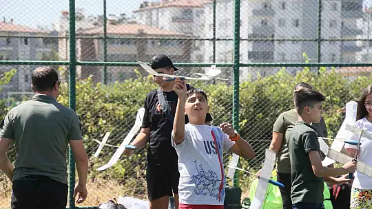 Büyükşehir'den Gazi Şehirli gençlere Temel Havacılık eğitimi