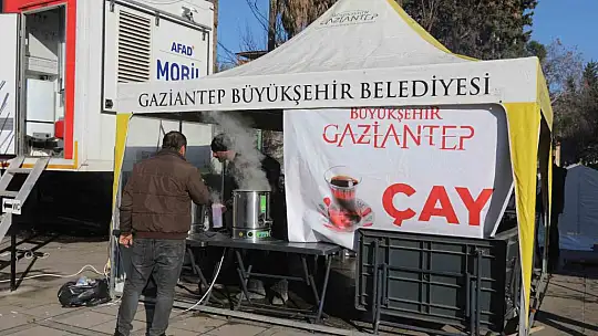Büyükşehir depremin yaralarını sarmak için yoğun çaba harcıyor