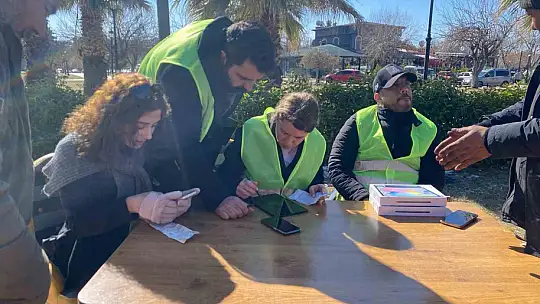 Büyükşehir, e- devlet hasar tespit sonuçları için bilgilendirme masaları kurdu