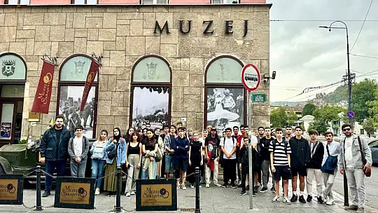 Büyükşehir ile başarılı öğrenciler Bosna-Hersek'te