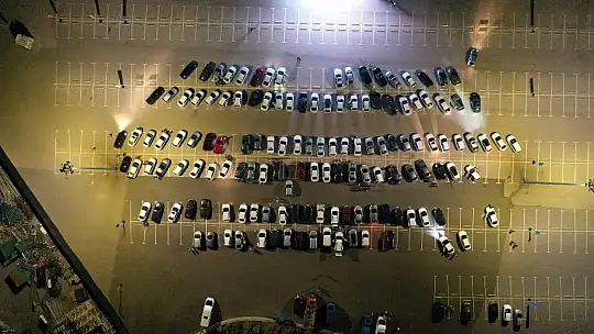Büyükşehir'in arabalı sinema günlerine yoğun ilgi