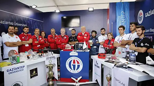 Büyükşehir'in desteklediği takımlar Teknofest'te 10 ödül kazandı
