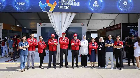 Büyükşehir'in desteklediği takımlar Teknofest'te 10 ödül kazandı