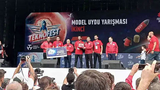 Büyükşehir'in desteklediği takımlar Teknofest'te 10 ödül kazandı