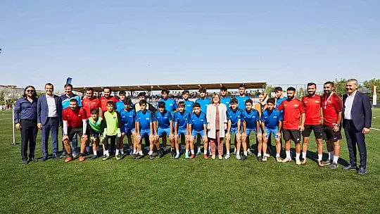 Büyükşehir'in yaz spor okullarına öğrencilerden yoğun ilgi