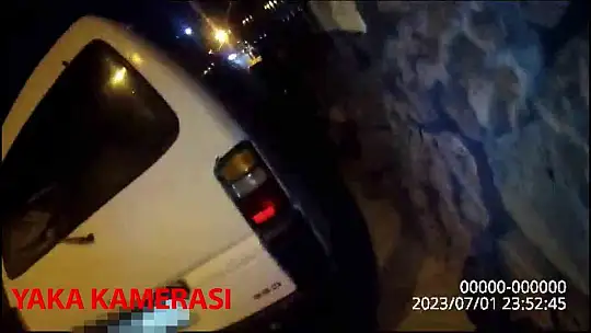 Çalıntı motosikleti bırakıp kaçan şüpheli bekçilere yakalandı