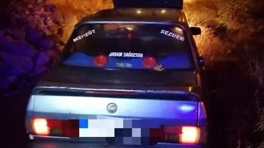 Çalıntı otomobil ile kaçmaya çalışan şüpheliler suçüstü yakalandı