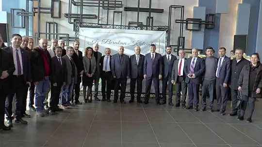 Çalışan Gazeteciler Günü'nde 'İz Bırakan Kalemler' sergisi