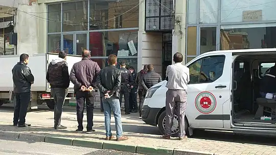 Çamaşır asarken canından oldu
