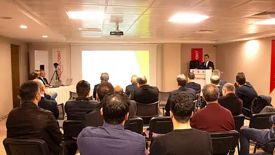 Canlı yayın ile minimal invaziv prostat cerrahisi
